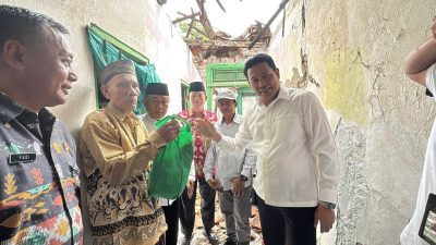 Plt. Bupati Sidoarjo Sidak RTLH Warga Sebatangkara di Desa Gisik Cemandi