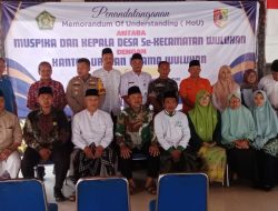 Tingkatkan Kualitas Pelayanan, KUA Wuluhan Teken MoU dengan Muspika dan Kepala Desa Se-Kecamatan