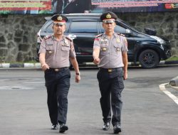 2 Personil Polres Wonogiri Terima Kenaikan Pangkat Pengabdian