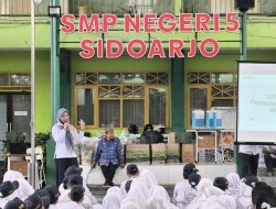 Dalam Rangka Bulan K3 Nasional, PLN Lakukan Sosialisasi Keselamatan Kelistrikan dan Kenalkan Lebih Dekat PLN Mobile di SMPN 5 Sidoarjo