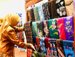 Dekranasda Kabupaten Bojonegoro Pamerkan Produk UMKM Pada Incraft 2025 di Jakarta