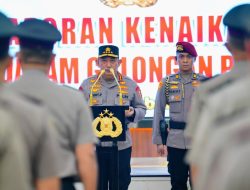 Kapolri Pimpin Kenaikan Pangkat 22 Pati Polri