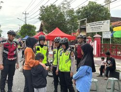 Polwan Polres Wonogiri Gelar Patroli Bersepeda Saat CFD