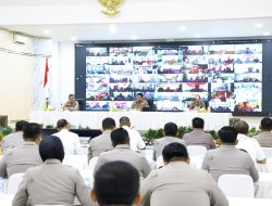 Rapim Polri Polda Jateng, Kapolda Minta Personil Introspeksi dan Berbenah Tingkatkan Kualitas Pelayanan