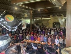 Ribuan Sopir Pariwisata Lokal Tagih Janji Ke DPRD Bali, Makin Maraknya Pelanggaran yang Dilakukan Sopir Ojol