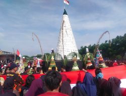 Ruwat Desa Sedenganmijen Gunungan Tumpeng Tempe Setinggi 15 Meter, Kapolsek Krian Turut Bicara