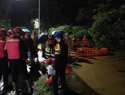 Brimob Polda Jateng Hadir di Garis Depan Tangani Longsor dan Banjir Purworejo Agar Arus Mudik Lancar