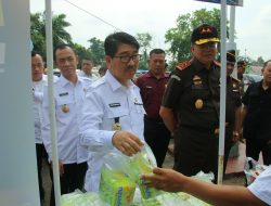 Bupati Lampung Utara Apresiasi Kejaksaan Negeri atas Pasar Murah Pengendalian Inflasi