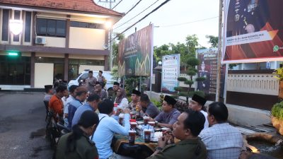 Hadir untuk Masyarakat, Polres Bojonegoro Bersama Media Berbagi Takjil dan Buka Puasa Bersama