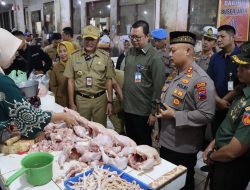 Jelang Idul Fitri, Kapolres Cek Ketersediaan Bapokting di Pasar Wonogiri