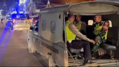 Jelang Idul Fitri, Polsek Krian Bersama TNI dan Satpol PP Gencarkan Patroli 3 Pilar