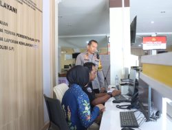 Jelang Ops Ketupat Semeru 2025, Wakapolres Bojonegoro Cek Kesiapan Layanan Call Center 110 Polri