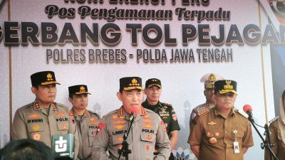 Kapolri Turun ke Posko Terpadu, Pastikan Kesiapan Personel Operasi Ketupat 2025