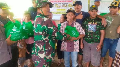 Menjelang Hari Raya Idul Fitri 1446 H Perhutani KPH Banyuwangi Selatan Bagikan 300 Paket Sembako Kepada Pekerja Penyadap Pinus