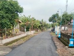 Pemdes Sidomulyo Bangun Infrastruktur Jalan Desa