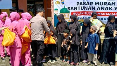 Polri Untuk Masyarakat, Polres Jember Gelar Pasar Murah Ramadhan Berhadiah dan Santuni Anak Yatim