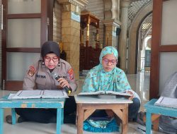 Polwan Polsek Taman Safari Ramadhan di Masjid Sabilunnajah, Tadarus Al Qur’an Bersama Warga