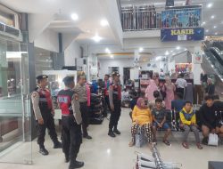 Tingkatkan Kamtibmas, Polres Jember Gelar Patroli di Area Pertokoan Menjelang Idul Fitri