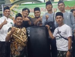 Takbir Keliling Berhadiah di Masjid Sabilul Khoirot Diberangkatkan Wakil Ketua DPRD Kabupaten Mojokerto H. Khoirul Amin
