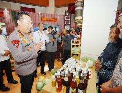 Buka Rakernis Densus 88, Kapolri Kunjungi Stan Usaha Eks Narapidana Teroris 