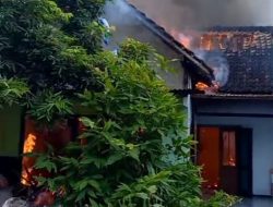 Diduga Akibat Konsleting Listrik Rumah Warga di Madiun Dilalap Sijago Merah