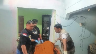 Flushing Sungai Brantas Berujung Duka, Seorang Petani Tewas Karena Kelelahan