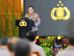 Kapolri Membuka Rekernis Gabungan Seluruh Divisi