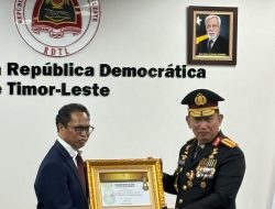Kapolri dan Empat Pati Polri Terima Penghargaan Tertinggi dari Pemerintah Timor Leste