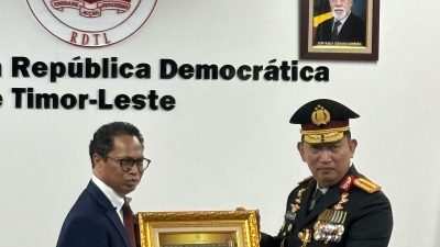 Kapolri dan Empat Pati Polri Terima Penghargaan Tertinggi dari Pemerintah Timor Leste