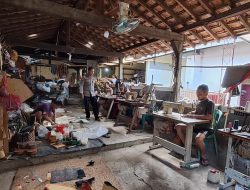 Lewat Usaha Handycraft, Aiptu Sukirja Ciptakan Peluang Kerja Bagi Masyarakat