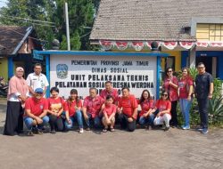 Peduli Lansia, Komunitas Tionghoa Bondowoso Gelar Aksi Sosial