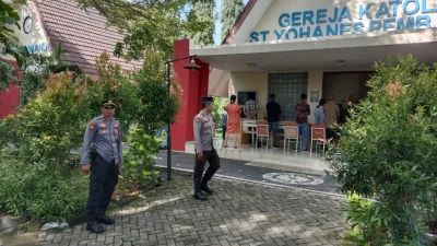 Polres Loteng Amankan Rumah Ibadah dan Gereja dalam Rangkaian Ibadah Paskah