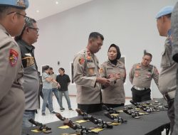 Wakapolres Blitar Pimpin Pengecekan Senpi  Anggota