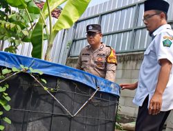 Bhabinkamtibmas Desa Wedoro Polsek Waru Tinjau Budidaya Ikan Lele untuk Ketahan Pangan Masyarakat
