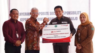 Bupati Sidoarjo Apresiasi Bantuan 60 Jamban Sehat Bank Jatim