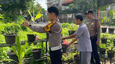 Polresta Sidoarjo Dorong Ketahanan Pangan Lewat Budidaya Sayuran di Pekarangan Warga