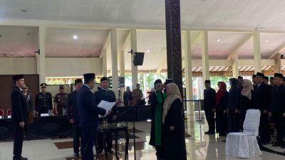 Kadinsos P3AKB Anisatul Hamidah Dilantik Bupati Abdul Hamid Wahid Menjadi Pj Sekda Bondowoso