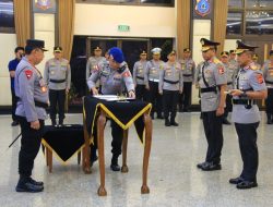 Kapolri Pimpin Upacara Sertijab Kapolda Jabar dan Kapusjarah Polri
