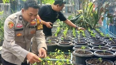 Kapolsek Tanggulangin Optimalkan Peran Bhabinkamtibmas Sambangi Desa, Dukung Program Ketahanan Pangan Nasional