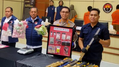 Komplotan Kurir Narkoba Jaringan Malaysia Ditangkap Polda Jatim, Amankan 9,4 Kg Sabu dan 5,8 Ribu Ekstasi