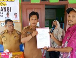 Pemdes Banjar Wangi Serah Terima Pekerjaan Pembangunan Fisik Lapen Ta. 2025