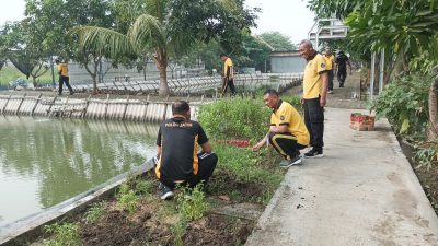 Polsek Krian Tinjau Program P2L di Desa Ponokawan, Dukung Ketahanan Pangan Lokal