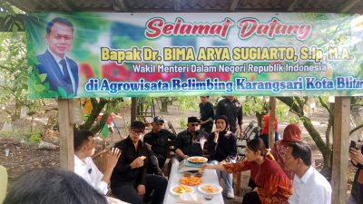 Wamendagri Dr. Bimo Aryo Sugiarto Kunjungi Destinasi Wisata UMKM di Kota Blitar, Dukung Penuh Pengembangan Ekonomi Lokal