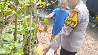 Polisi Cinta Petani, Bhabinkamtibmas Desa Grogol Dorong Swasembada Pangan Melalui Ketahanan Pangan Bergizi