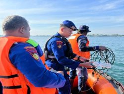 Pemancing Dilaporkan Tenggelam di Pantai Cemara Situbondo, Satpolairud Bersama Tim Gabungan Terus Melakukan Pencarian