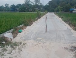 Pembangunan Jalan Rabat Beton Desa Kadung Rembug Kabupaten Lamongan Diduga Proyek Siluman