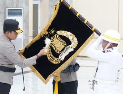 Polda Jateng Gelar Upacara Pencucian Pataka Maneka Tunggal Dharma, Maknai Semangat Pengabdian Jelang Hari Bhayangkara ke-79