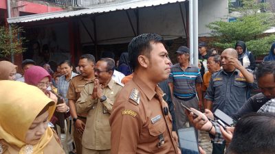 Walikota Blitar Serahkan Simbolik KTM Rastrada Non-Tunai Tahap II Tahun 2025 di Kelurahan Sukorejo