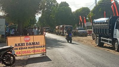 Aksi Damai, Warga Masyarakat Minta Pihak Tambang dan Sopir Mematuhi 5 Point Tuntutan