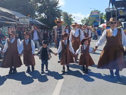 Angkat Tema Koboy, Kirab Budaya Jelang Larung Sesaji Selamatan di Desa Puger kulon